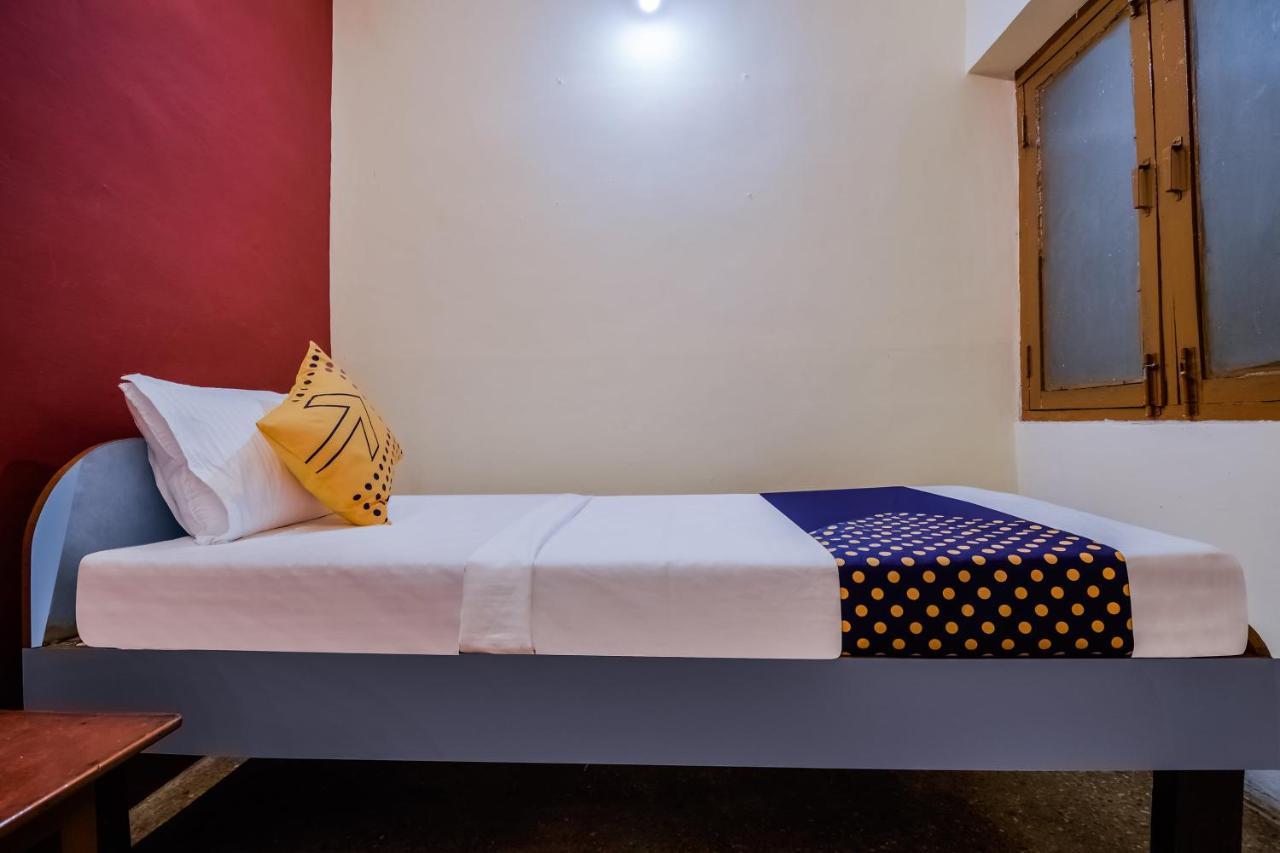 Spot On 65460 Hotel Gulmohar Betul  Bagian luar foto