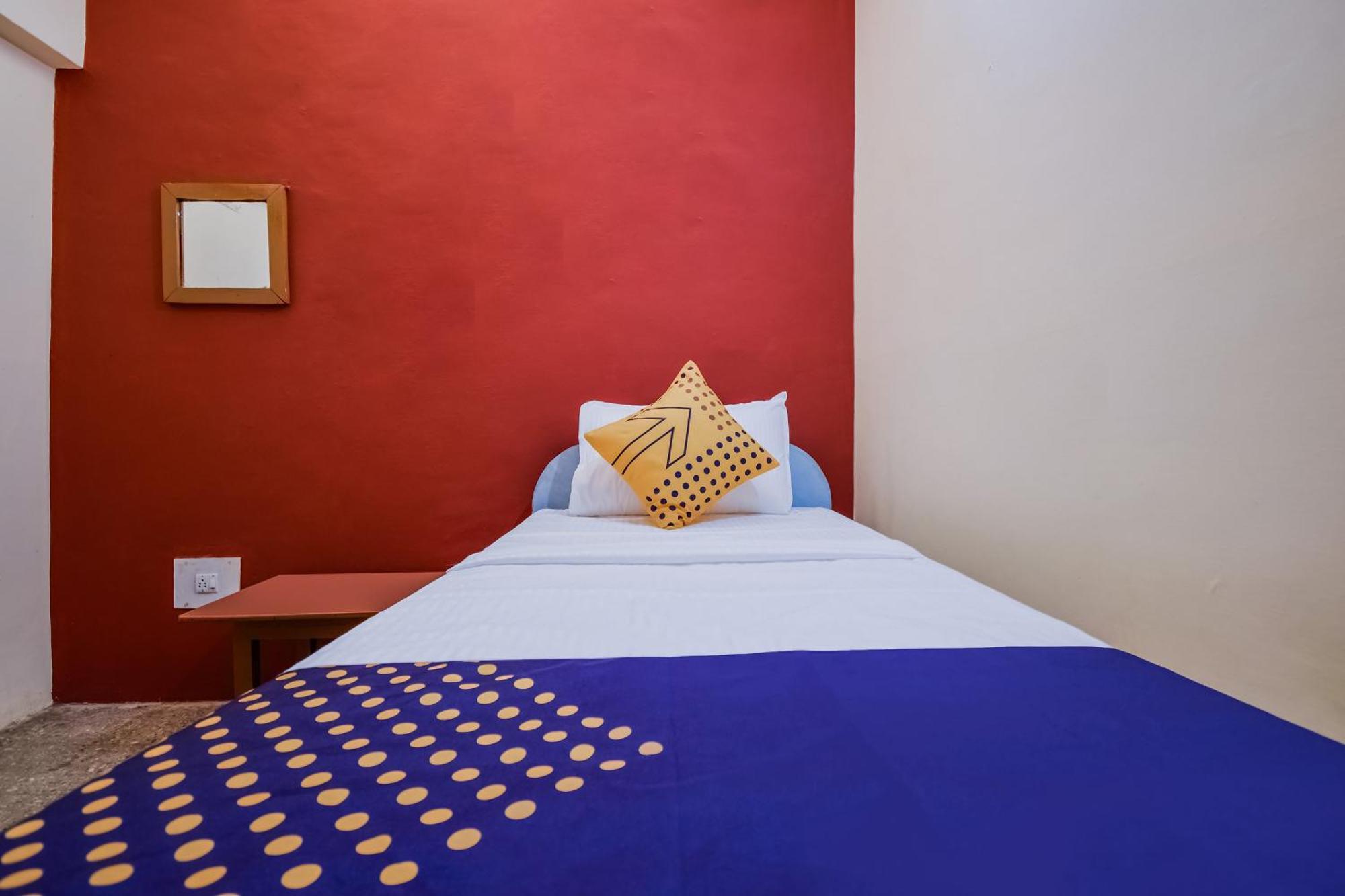 Spot On 65460 Hotel Gulmohar Betul  Bagian luar foto
