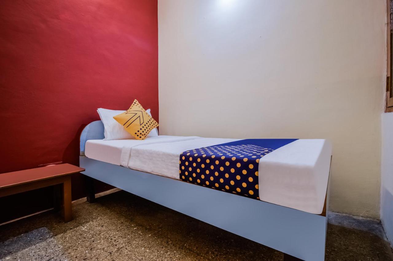 Spot On 65460 Hotel Gulmohar Betul  Bagian luar foto